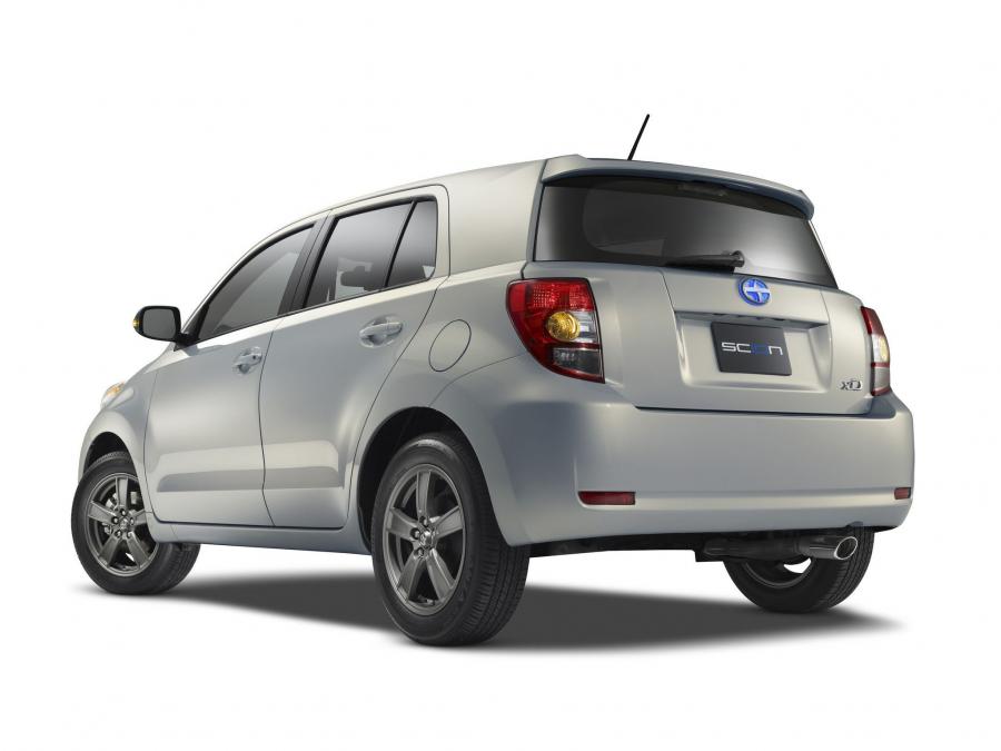  Scion xD 10 Series 2013 года  (фото 5 из 10)